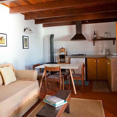 ファハ・ダ・オヴェルハ Casa Da Manta - Palheiroヴィラ エクステリア 写真