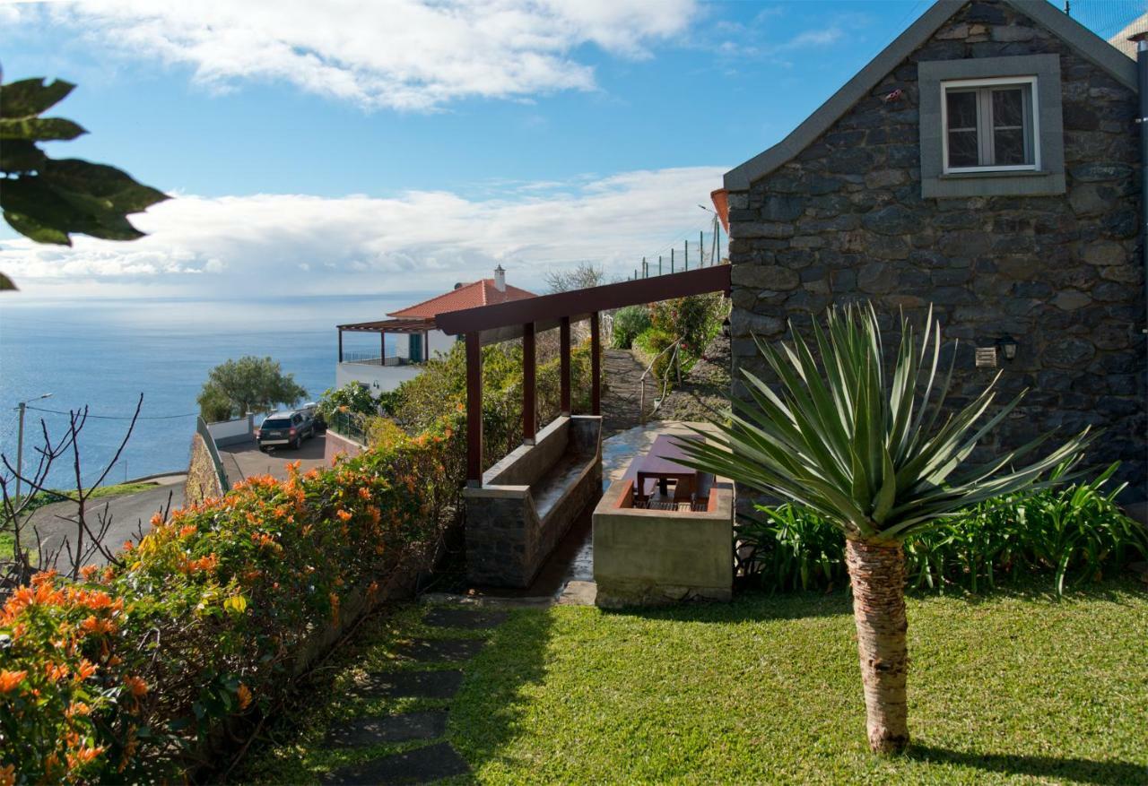 ファハ・ダ・オヴェルハ Casa Da Manta - Palheiroヴィラ エクステリア 写真